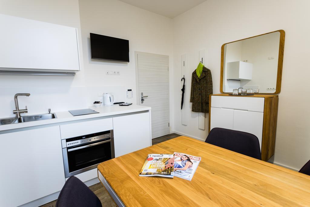 באיירוט Apartmenthaus Koenigsallee מראה חיצוני תמונה