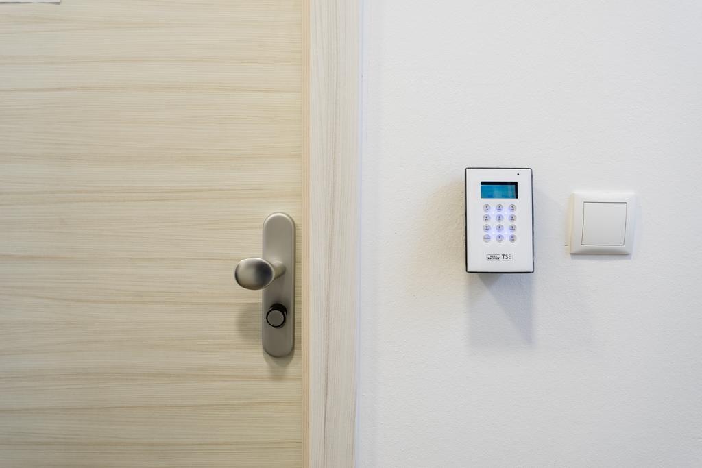 באיירוט Apartmenthaus Koenigsallee מראה חיצוני תמונה